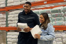 Giannis Antetokounmpo with wife Mariah Riddlesprigger