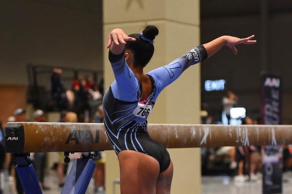 Harley Tomlin Georgia Gymdogs Gymnast