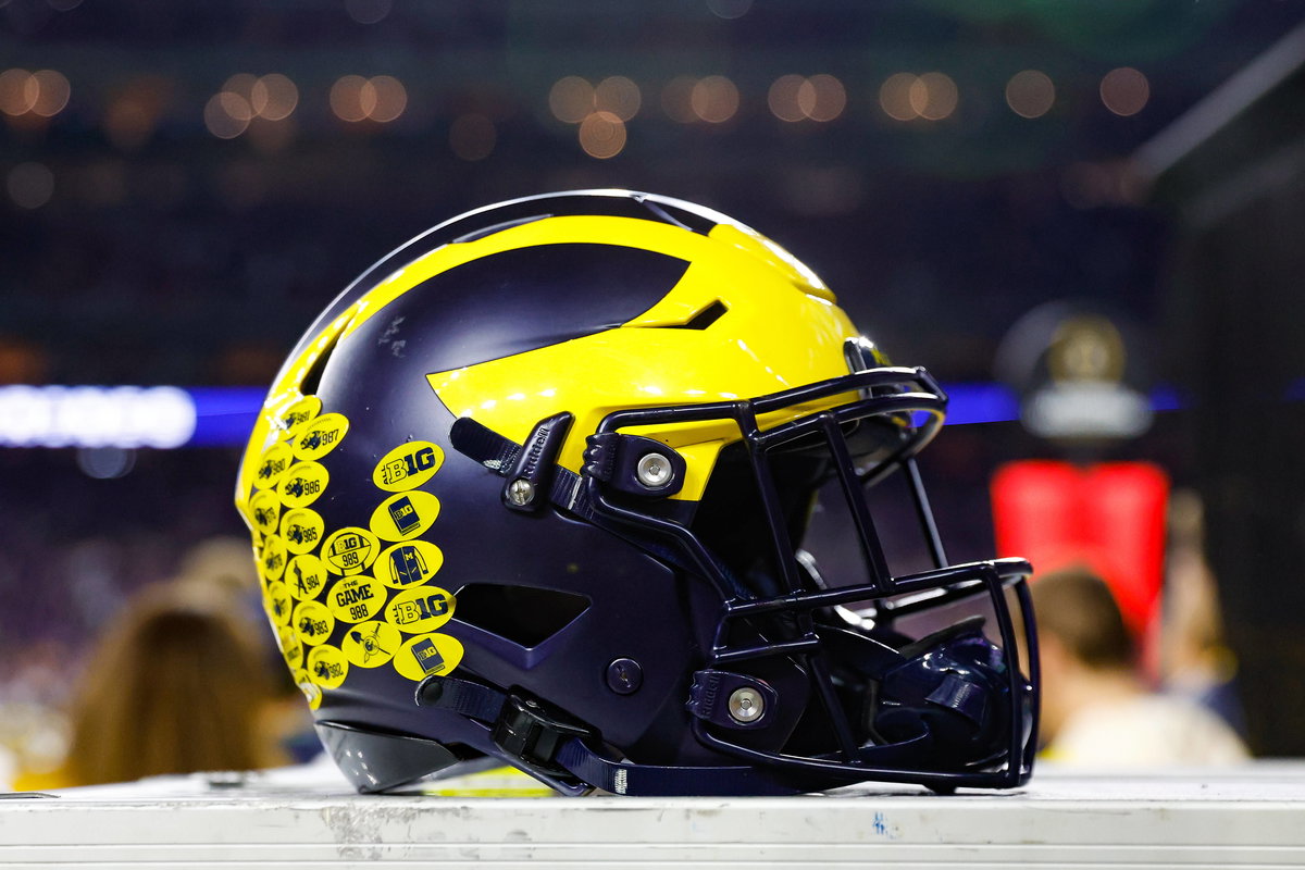 Michigan Kicker Drills 72-Yd Field Goal That Would Break All-Time Professional Football Record