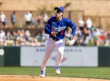 Dave Roberts Delivers Verdict on HyeSeong Kim’s Future in Dodgers Clubhouse