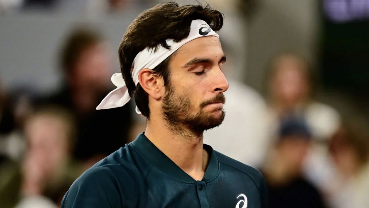 Musetti’s Body Fails Him During Zverev Clash in Melbourne