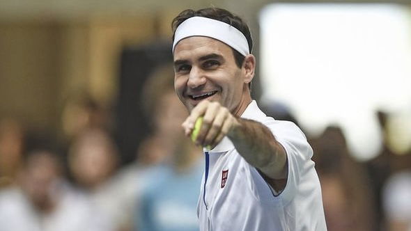 Djokovic Left Stunned After Crowd Chants for Federer