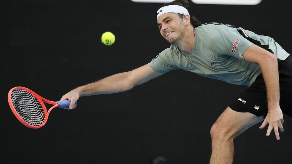 Raducanu Confronts Umpire After Bizarre Mid-Match Confusion