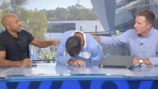 Alcaraz’s Insane Shot Leaves 15,000 Fans Roaring