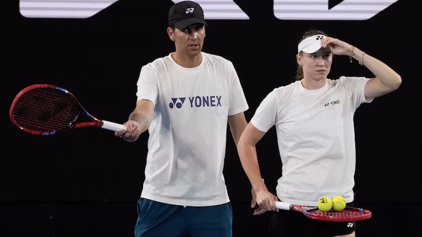 Anisimova Apologizes for Her Behavior During Match Against Pegula