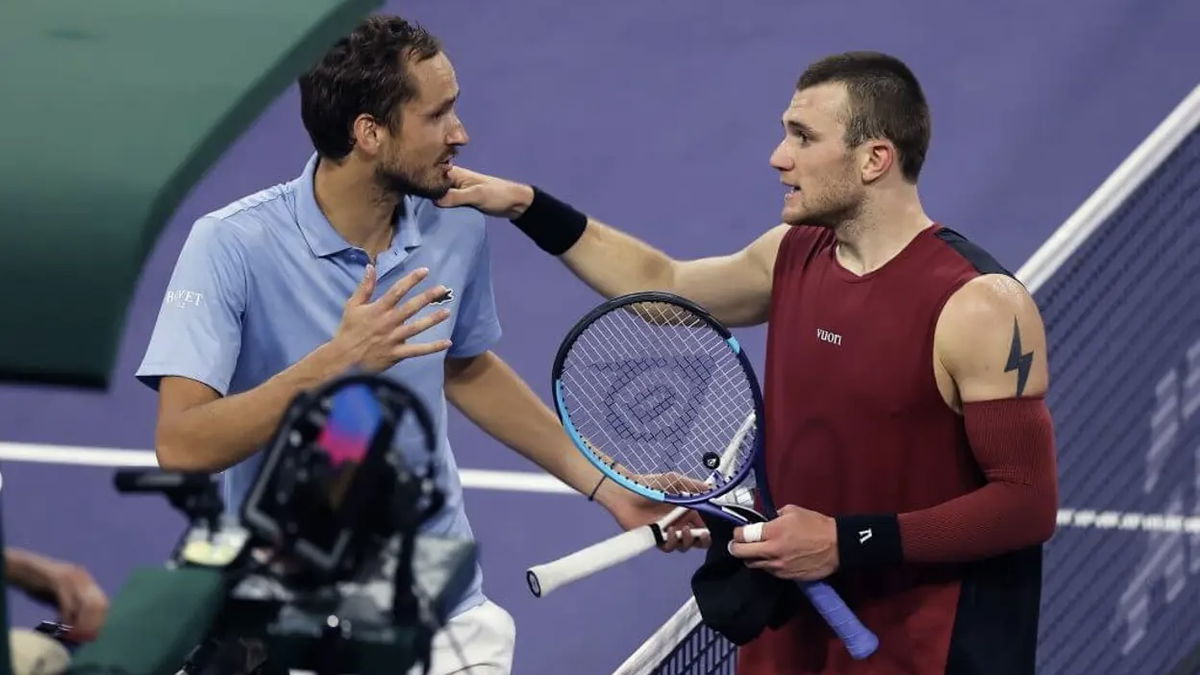 Swiatek & Eala Dismiss Inequality Debate Between ATP and WTA