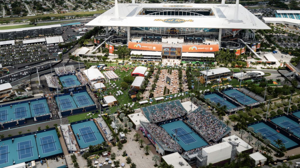 Miami Open Faces Embarrassment as Match Forced to Stop Midway Due to Lack of Equipment