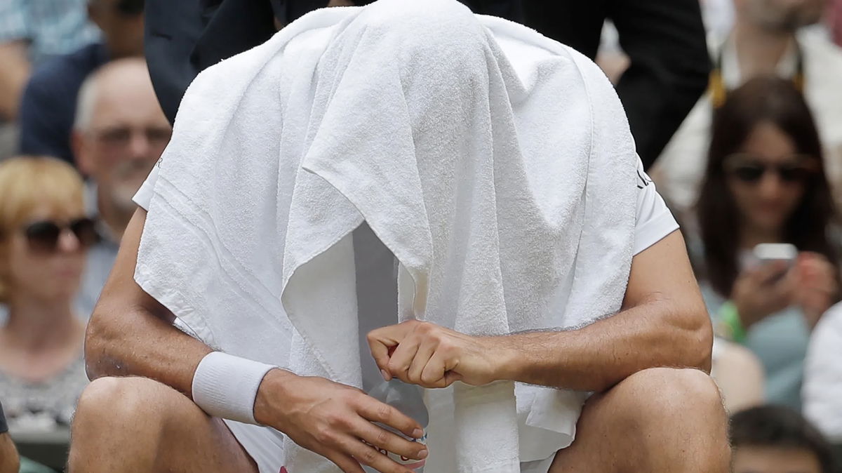Chair Umpire Steps In As Ball Boy Makes ATP Pro Seethe