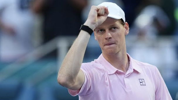 Sabalenka Makes Brave Change in Racket To Scare Rivals