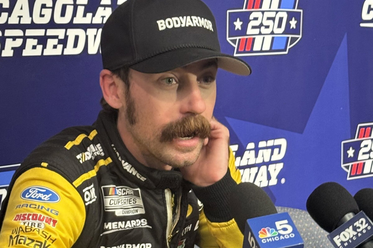 “Dumb Motherf***er”- Livid Ryan Blaney Lashes Out at Jimmie Johnson’s Driver For Costing $1M Chance