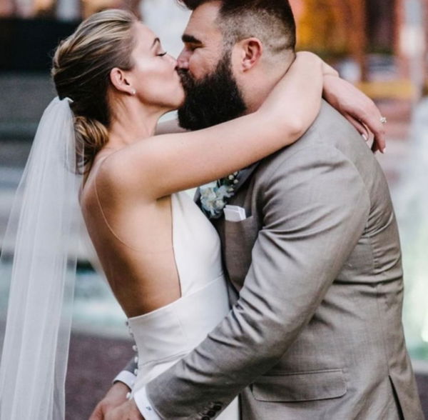 Jason Kelce and Kylie Kelce, source_ Instagram