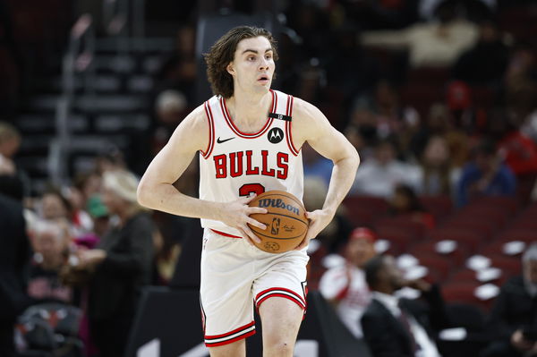 NBA: Philadelphia 76ers at Chicago Bulls