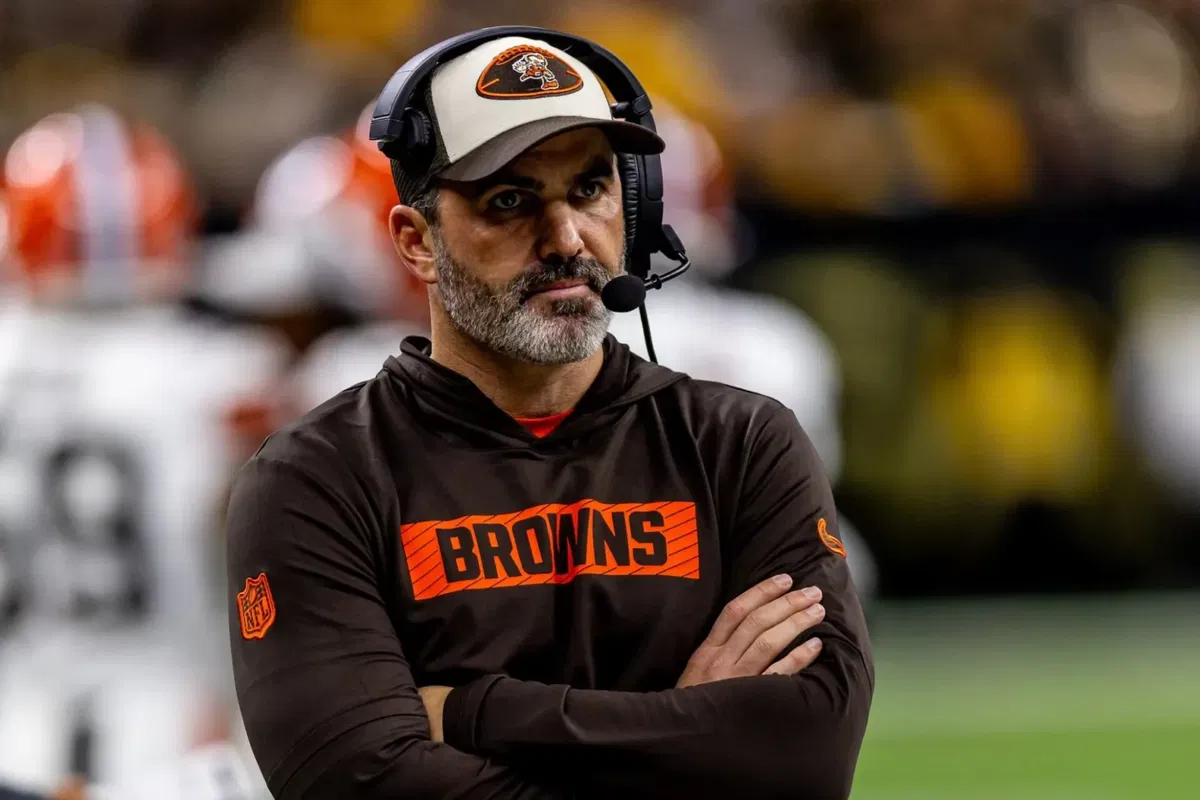 Kevin Stefanski's 5-Word Message on Faith to Shedeur Sanders Over Draft  Slide As Browns Owner Pulls Power Move - EssentiallySports