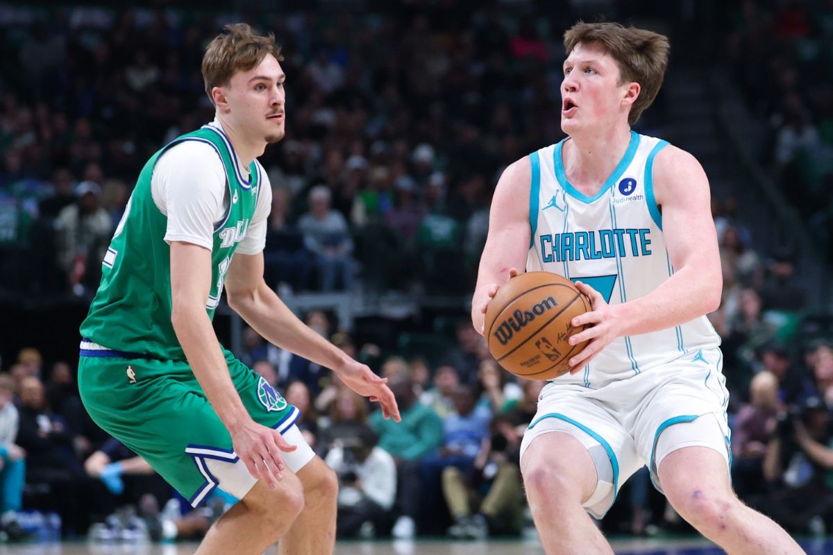 Kon Knueppel against Cooper Flagg