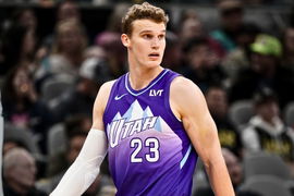 NBA: Utah Jazz at San Antonio Spurs