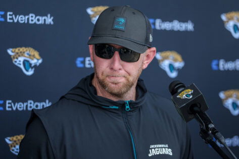 Jaguars HC Liam Coen Clears Demand From Veteran DT Amid Training Camp Woes