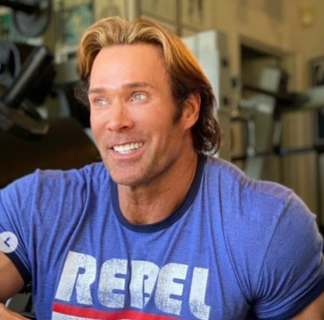 Haters Will Say It's Photoshop”: Mike O'Hearn Calls Arm Wrestling Legend a  “Warrior” as He Shares a Glimpse of His Monster Hand - EssentiallySports