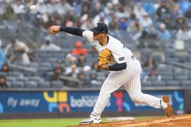 MLB-San-Francisco-Giants-at-New-York-Yankees-fernando-cruz-25915428-scaled