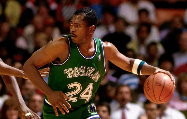 Mark Aguirre