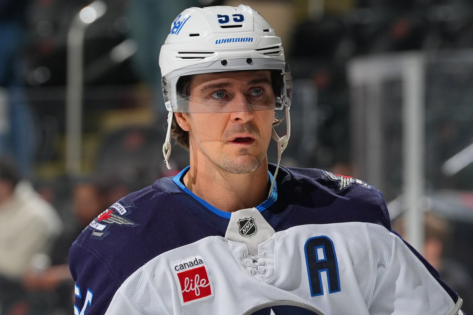 “Terrible”: Jets’ Player Losing Father Amidst Playoffs Unites NHL Community