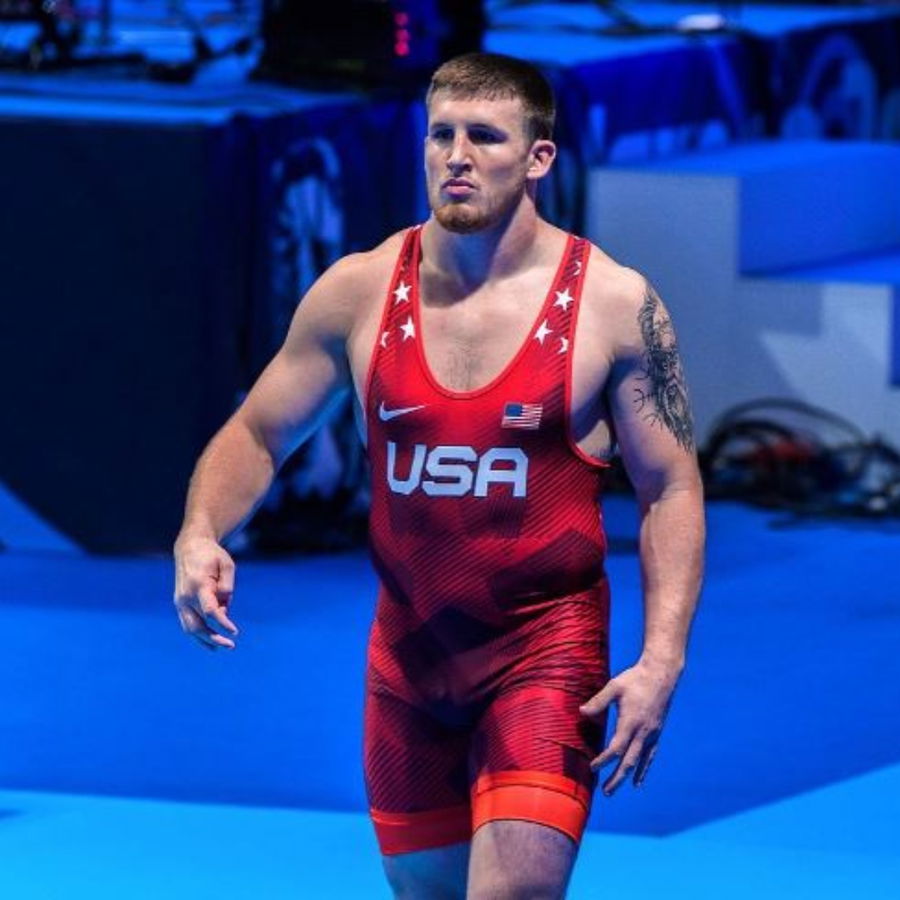 Road to Paris 2024: American Wrestler Mason Parris Turns to Former ...