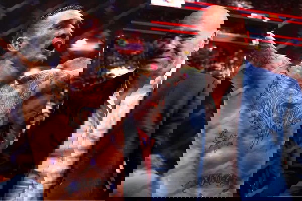 Max Holloway, Dana White