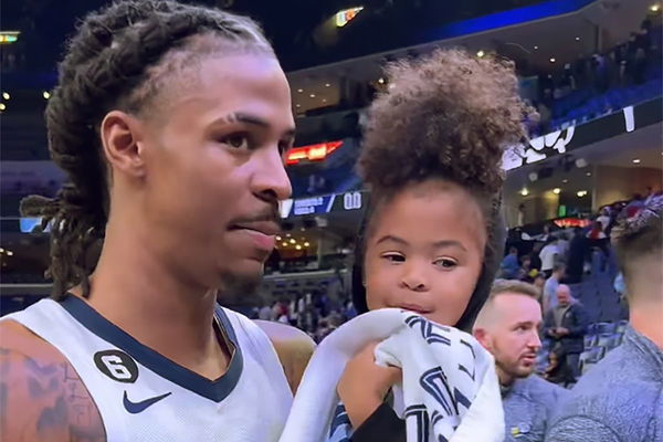 Memphis-Grizzlies-Ja-Morant-Gets-Sweet-Courtside-Hug-and-Game-Feedback-from-Toddler-Daughter-102022-4-92fb60634f6f4382845dd468adbef803