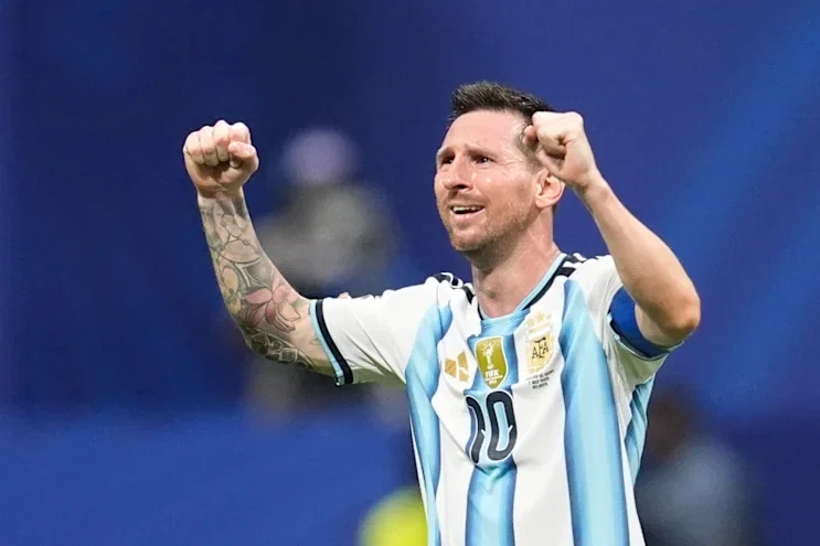 VIDEO: Lionel Messi Breaks Down in Tears After Argentina Comes Back From the Brink of Elimination at FIFA World Cup