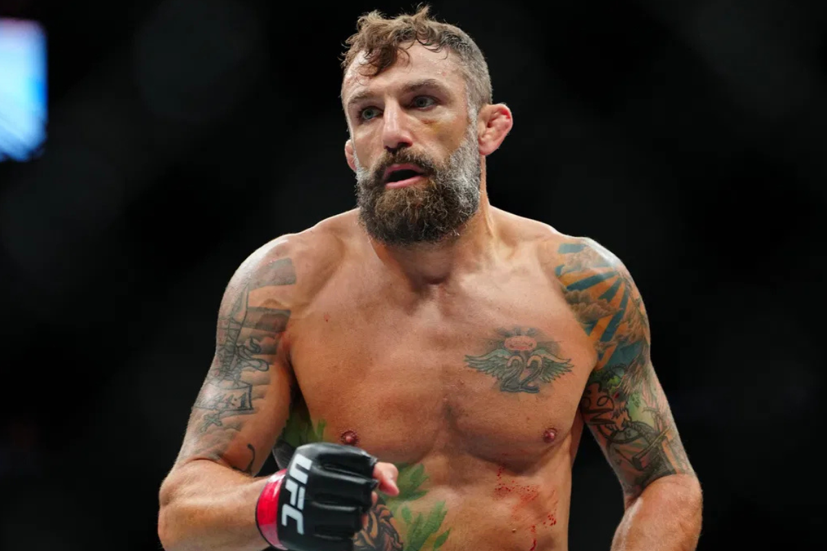Ex-UFC Title Challenger Calls Out Favoritism After Michael Chiesa’s Emotional Retirement in Seattle