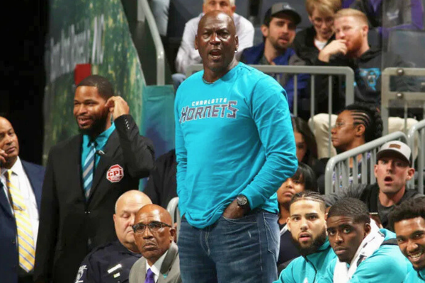 Indiana Pacers v Charlotte Hornets