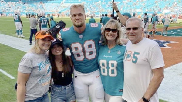 Mike Gesicki with family