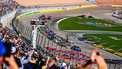 NASCAR race (3)