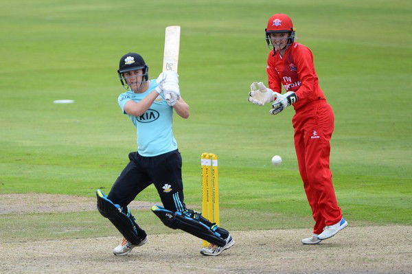 Natalie+Sciver+Lancashire+Thunder+v+Surrey+f5xCEy3Wkr3l (1)