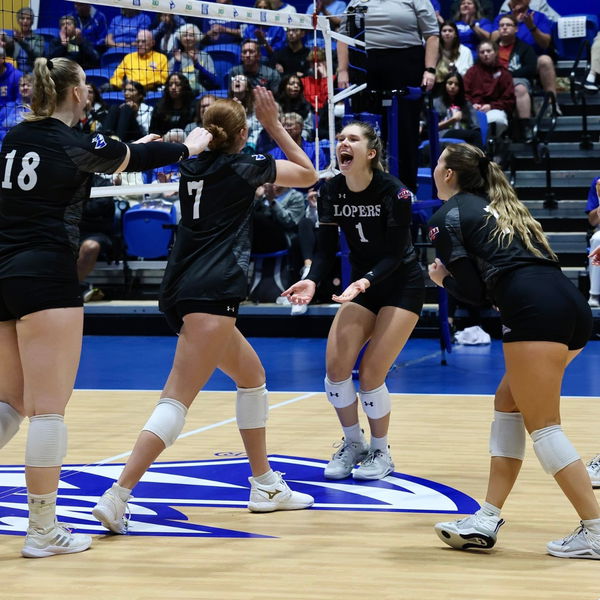 Nebraska Lopers Women&#8217;s Volleyball, Source &#8211; X