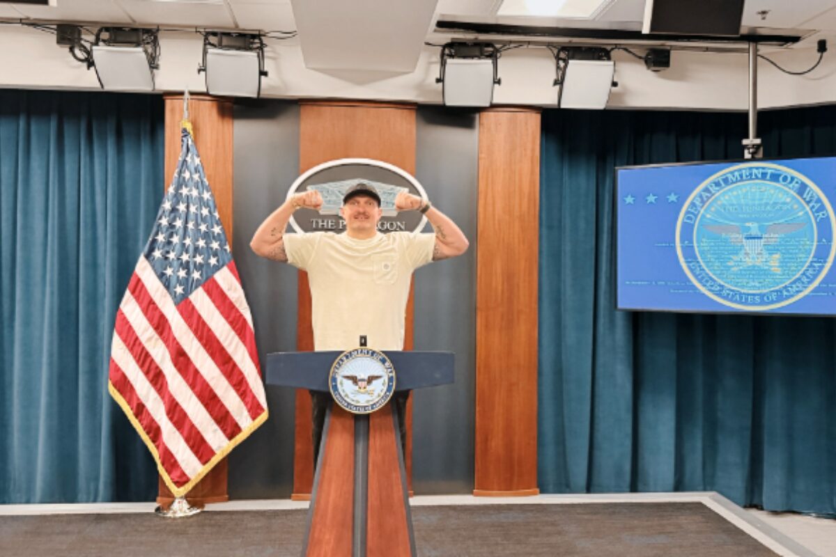 Boxing Champ Oleksandr Usyk Evacuated From Pentagon After Alarm Triggers Security Protocol