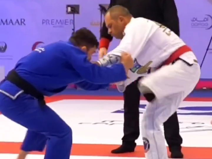 After Zion Clark, Fighter With No Legs, Stuns MMA Community, One Legged