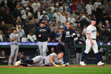 Aaron Boone Makes Sad Oswaldo Cabrera Announcement as Glaring Hole in Yankees Lineup Resurfaces