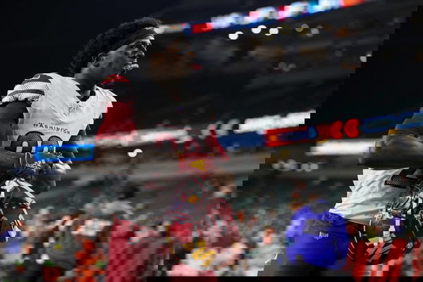 CINCINNATI, OH &#8211; SEPTEMBER 23: Washington Commanders safety Quan Martin (20) walks off the field after the game against