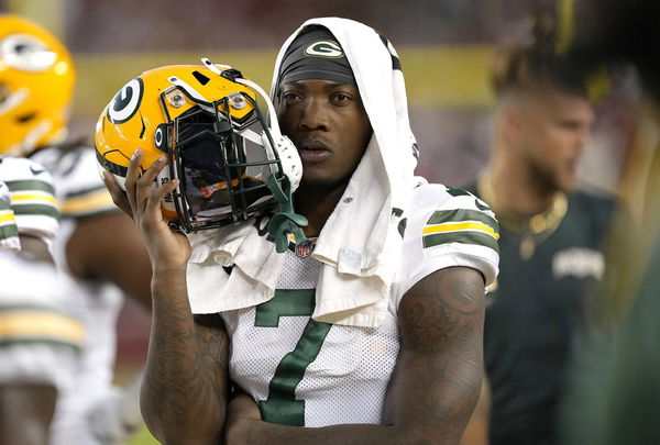 Had To Explain to My Son Why He Was Ejected”: Packers' Quay Walker Shoving  a Bills Coach During Losing Effort Gets NFL Twitter Riled Up -  EssentiallySports