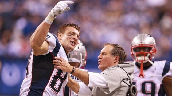 Rob Gronkowski Caddies for PGA Tour Star & 3X Runner Up in Golf Majors at Players Championship
