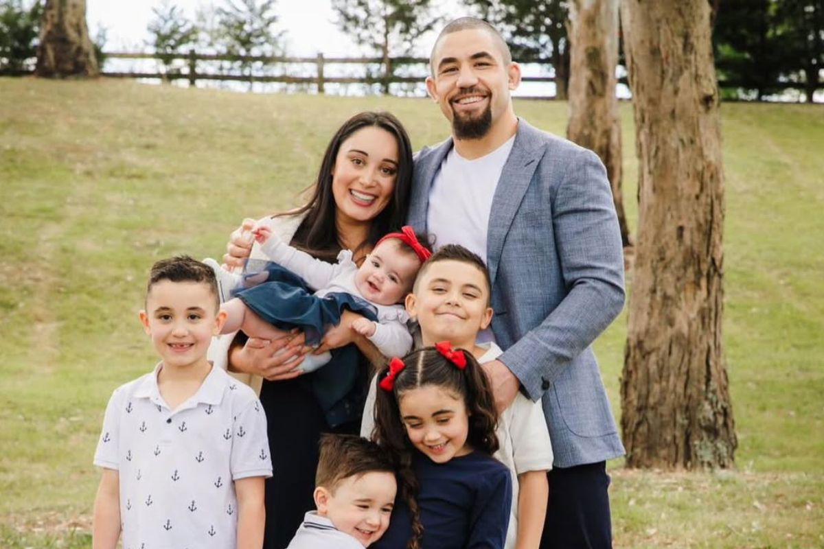 Israel Adesanya Joins UFC Stars in Congratulating Robert Whittaker and His Wife After Personal Announcement