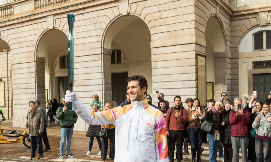 Who Is Roberto Bolle? Winter Olympics 2026 Closing Ceremony Performer Girlfriend, Parents, Net Worth, Ethnicity & More