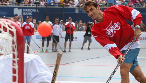 Roger-Federer-hockey-752&#215;428