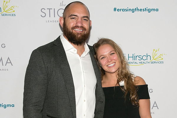 Ronda rousey travis browne