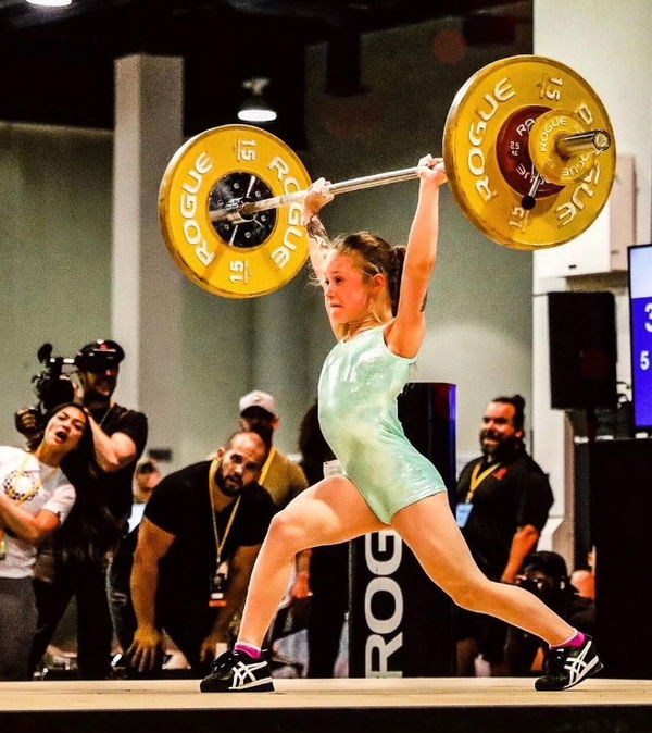 Rory van Ulft is 'Strongest Girl in the World', Deadlifts 80kg and Squats  61kg