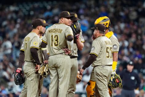 2 Padres Stars Force San Diego Into Tough Scenario as Franchise Falls to MLB’s Worst Team Amid Nightmare Stretch