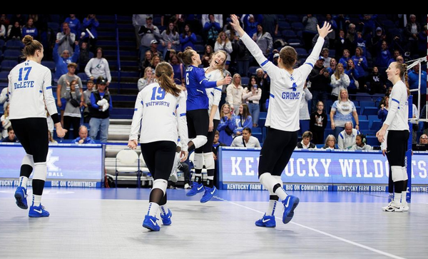 Kentucky Volleyball team