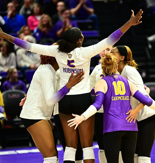 LSU Volleyball team