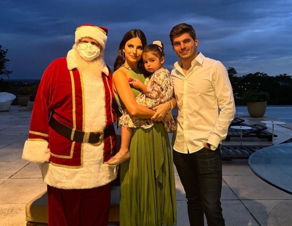 Tis the Season! How F1 Drivers Celebrated Christmas 2021 ...