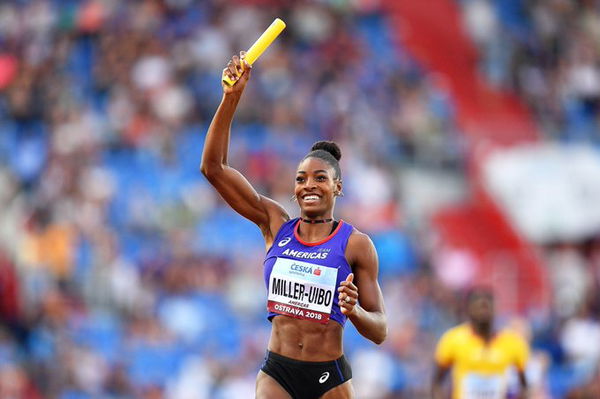 Shaunae Miller-Uibo returns to the track with a bang